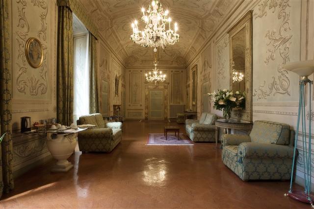 Palazzo Magnani Feroni6